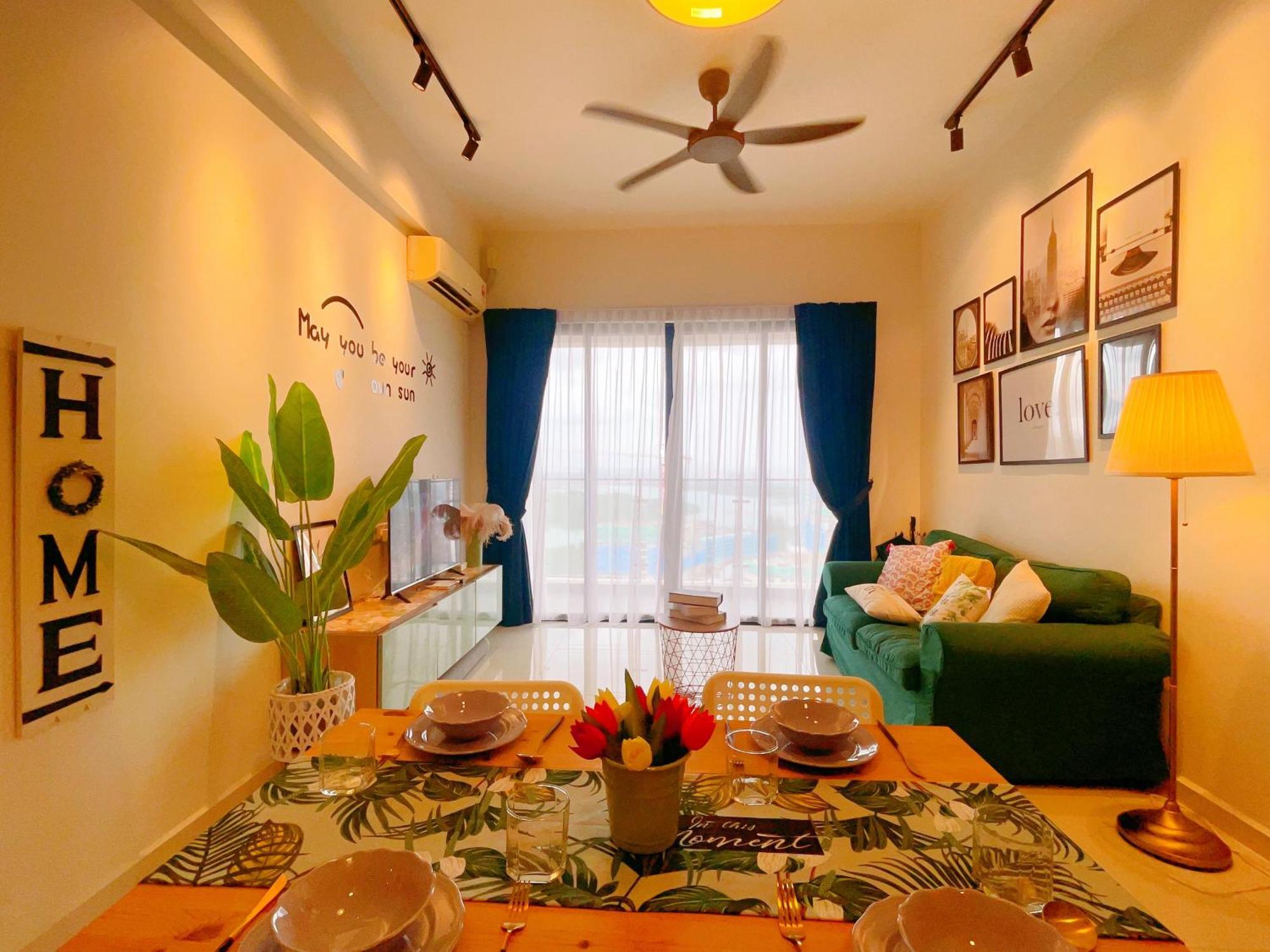 Monic Staycation #Country Garden Danga Bay Johor Bahru Exterior photo