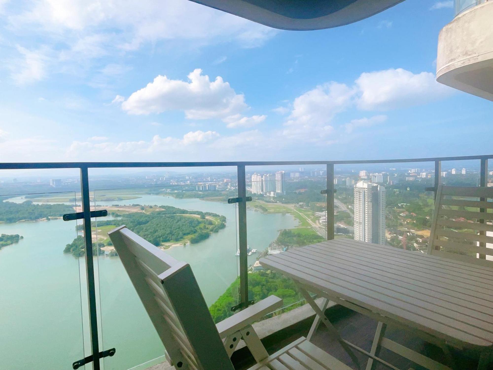 Monic Staycation #Country Garden Danga Bay Johor Bahru Exterior photo